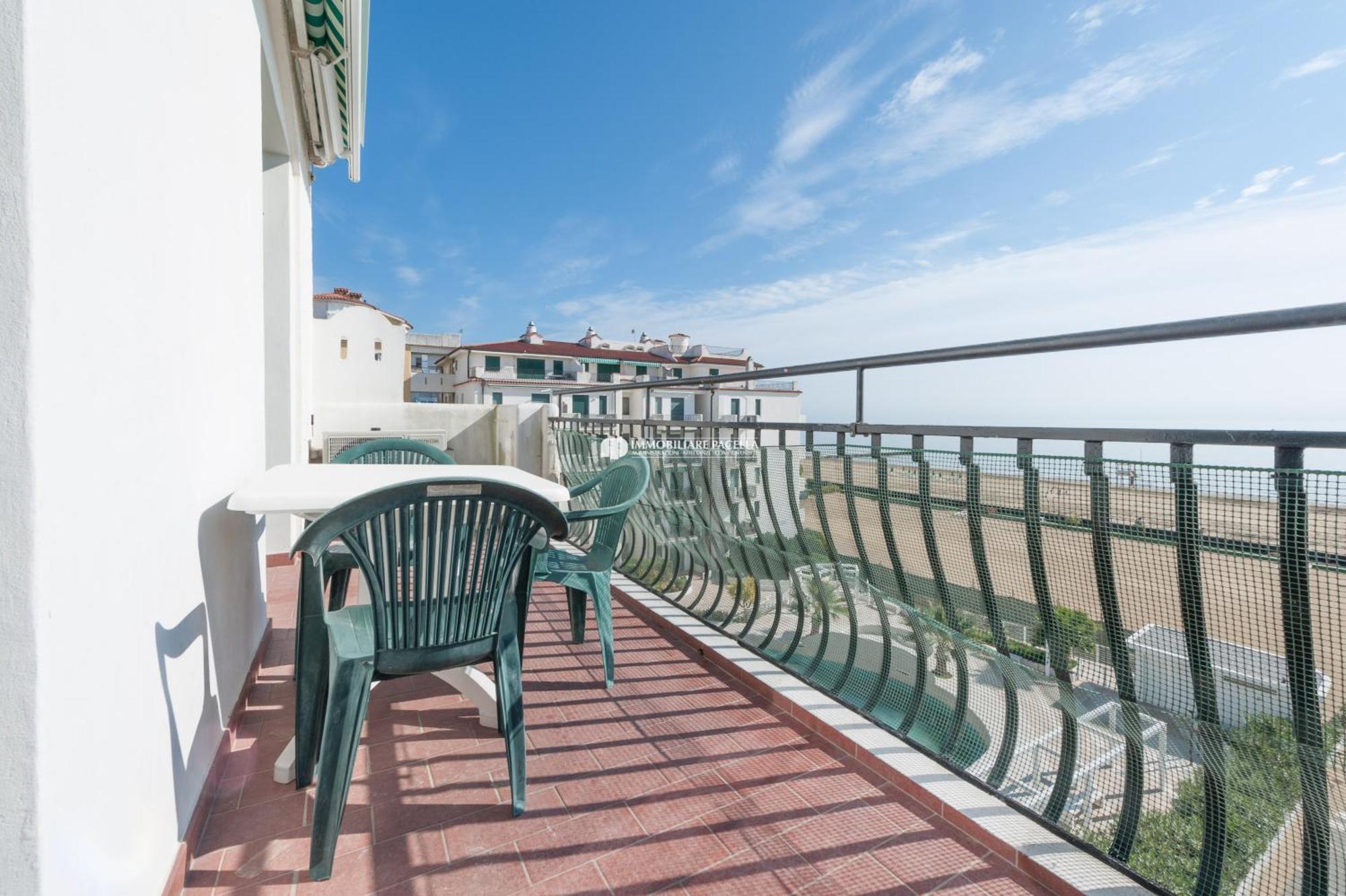 Residence El Palmar Da Colla Lido di Jesolo Exterior foto